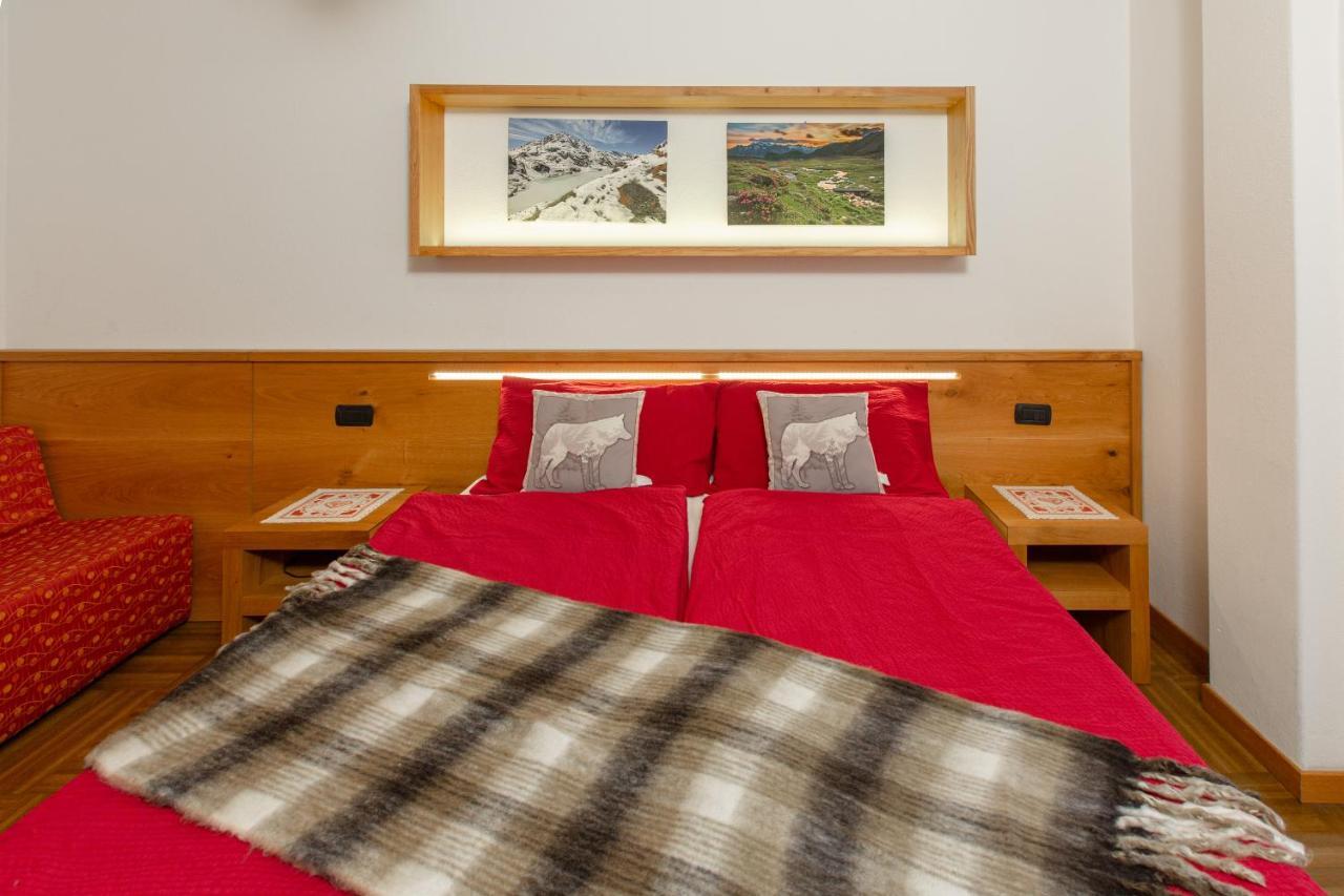 Hotel Biancospino Lanzada ภายนอก รูปภาพ