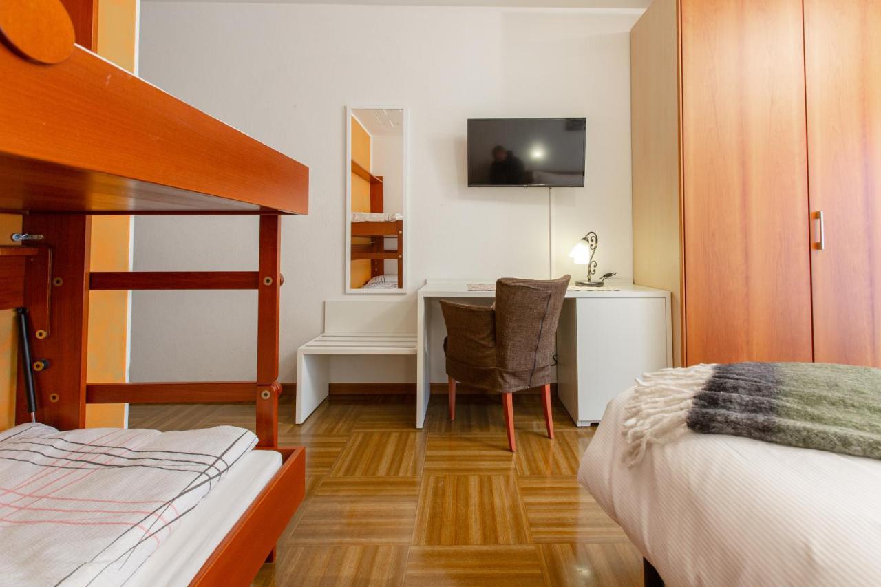Hotel Biancospino Lanzada ภายนอก รูปภาพ
