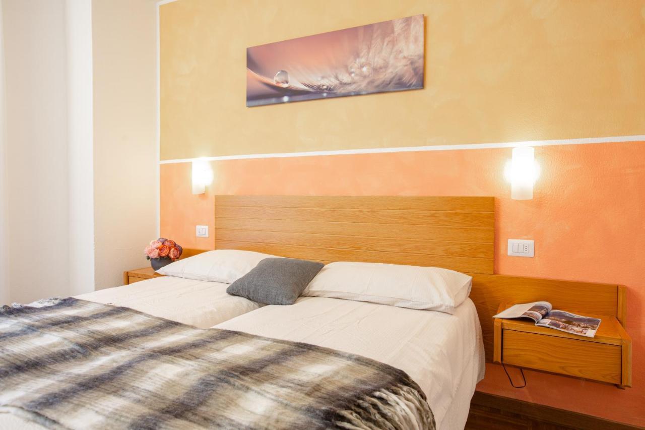 Hotel Biancospino Lanzada ภายนอก รูปภาพ